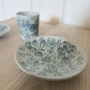 NYMOLLE ART FAIENCE HOYRUP Green Porcelain Limited Edition Cup & 2 Saucers 4006